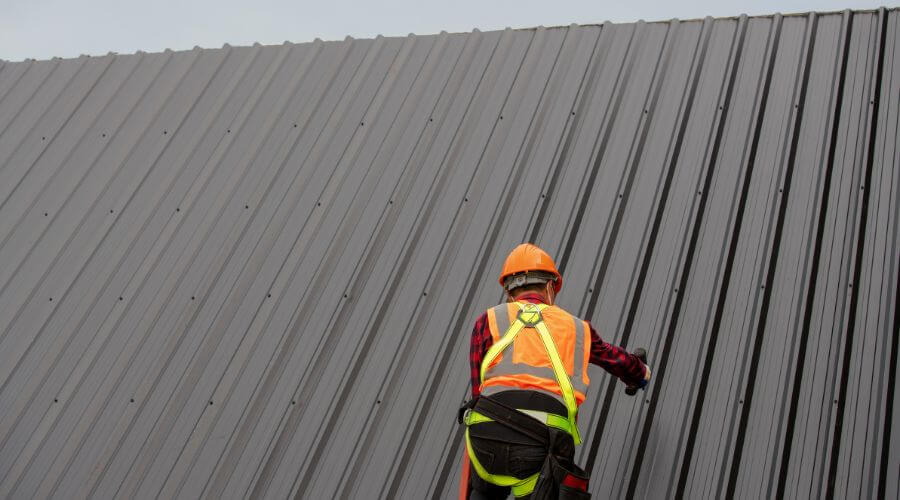Professional metal roof installation services in Davisville, MO